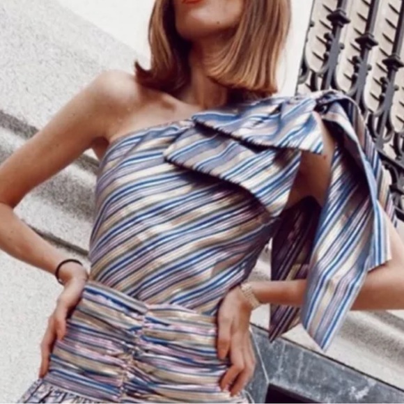 NWT 🦋 BLOGGERS FAVORITE 🦋 ZARA STRIPED TOP BLOUSE SIZE M - Picture 7 of 9